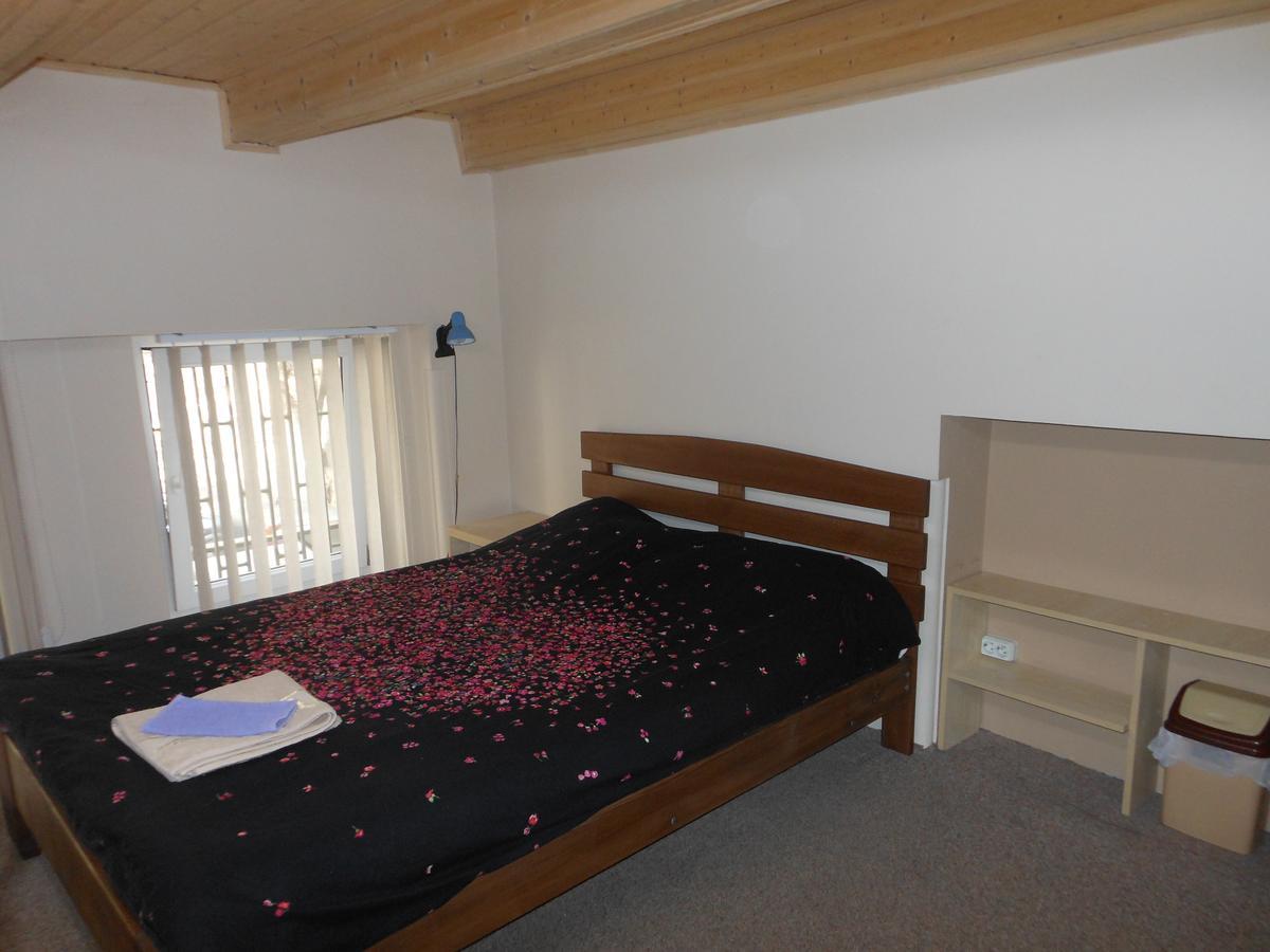 Guesthouse Rest Tbiliszi Kültér fotó
